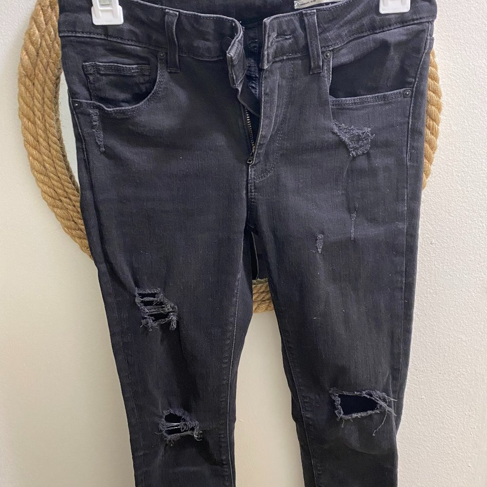 Zara medium rise, black jeans, distressed, size 4 US
